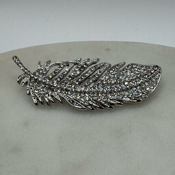 3/$20 Sparkly Feather Metallic Pin Brooch - Picture 3 of 6